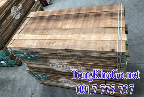 Gỗ teak xẻ thanh nguyên liệu